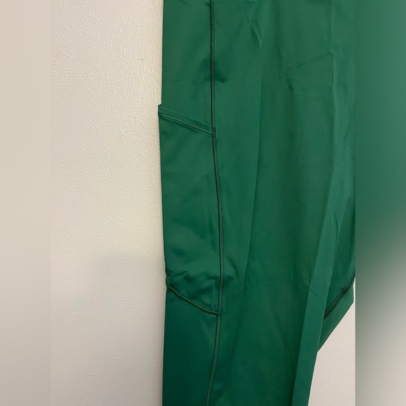 Lululemon Fast and Free High-Rise Tight 25" - Size 20 - Picture 3 of 16